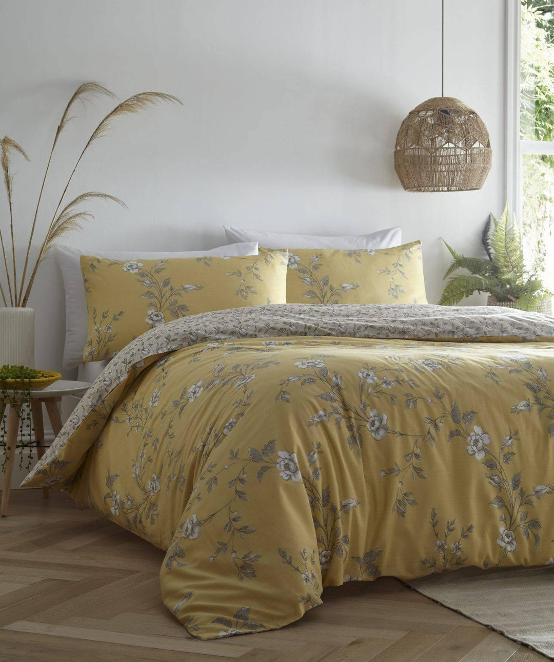 Ochre Meadow reversible duvet cover set